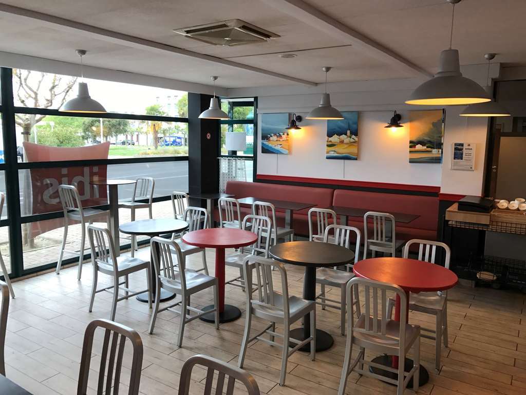 B&B Hotel Les Sables-D'Olonne Centre Gare 餐厅 照片
